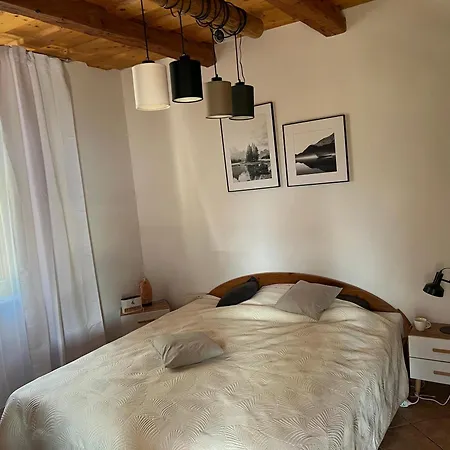 Apartment Silence Dzien Dobry Sniezko *